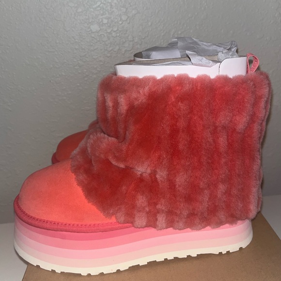 UGG Shoes Ugg Mini Sherpa Corduroy Platform Boot Nib 9us Churro